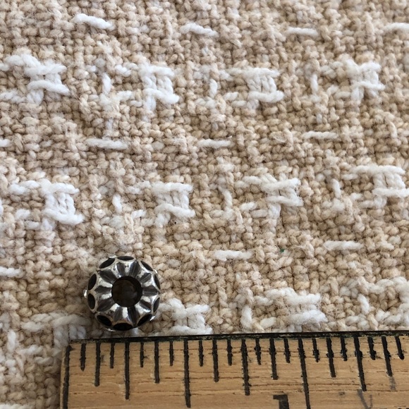 Retired Vintage Brighton RING OF FLOWERS spacer bead - Picture 13 of 14